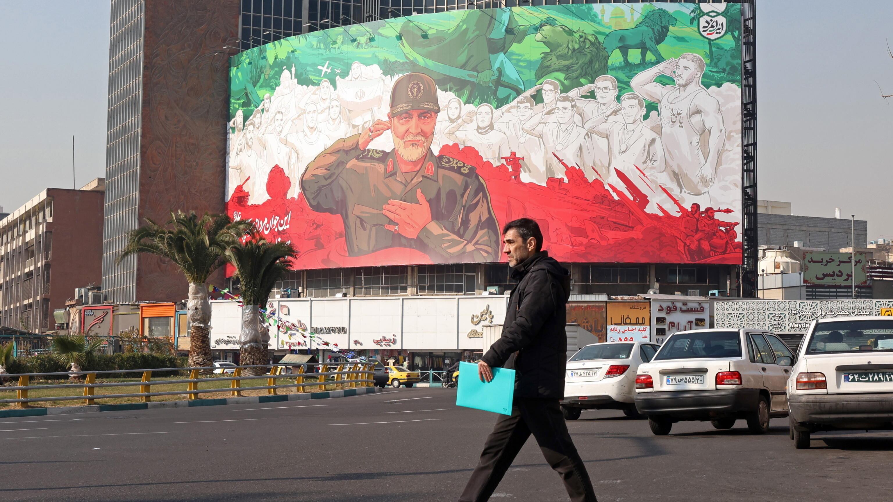 Iran, il bavaglio del regime: stop al web. Cresce l’ipotesi di un intervento Usa