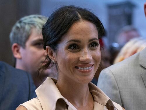 Ora Meghan Markle cambia anche l’anello di fidanzamento