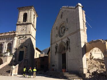 Norcia in macerie 1
