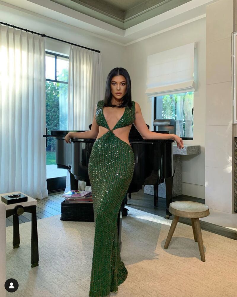 Kourtney Kardashian ricorda il Giappone, foto 10