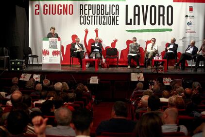 Camusso contestata a Milano 4