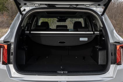 Kia Sorento 2024: guarda tutte le foto 19