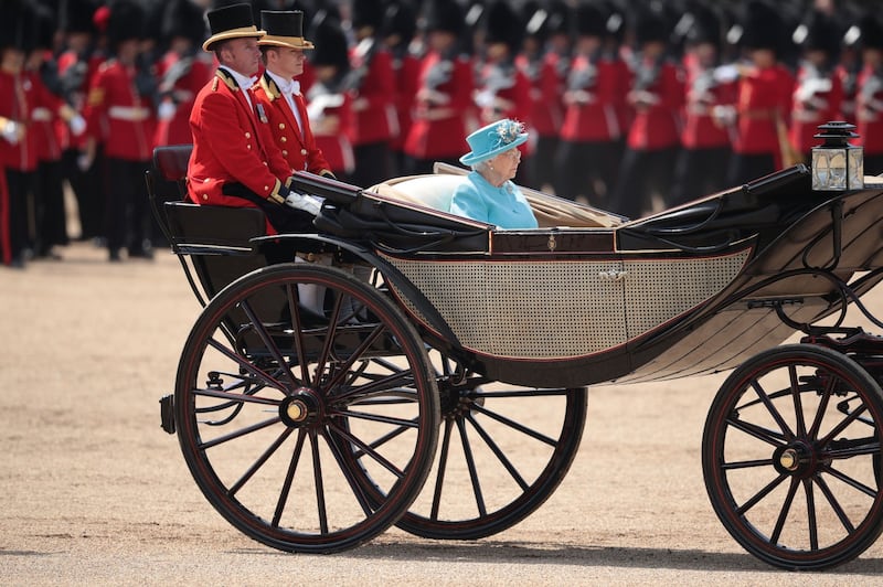 Regina Elisabetta II, le foto del capo del Regno Unito 2