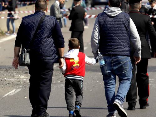 Parla bambino del bus assaltato da Ousseynou Sy: "Non mi sento un eroe"