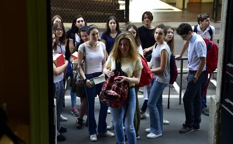 Gli studenti alla prima prova degli esami di Maturità 2019 5
