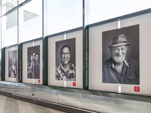 Olimpiadi della cultura, gli scatti di McCurry a Malpensa