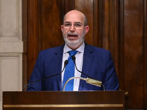 M5S senza guida. Crimi è nei guai: risarcimento per gli espulsi?
