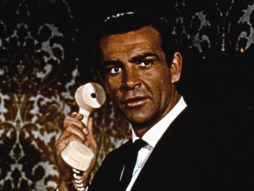 Jeff Bezos rivoluziona James Bond: voto social sul prossimo 007
