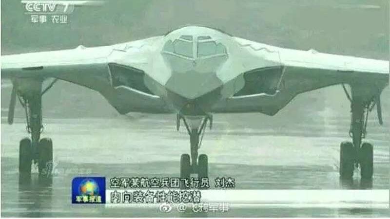 Cina, test di volo imminenti per il bombardiere strategico Hong-20