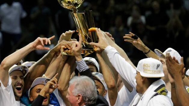 Nba: San Antonio campione. Le Bron & C ko anche in gara 5
