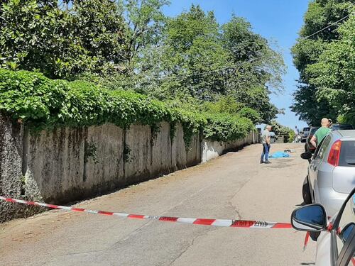 Gli spari all'ex in strada, poi alla compagna e si uccide: il delitto choc