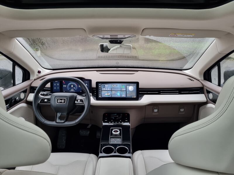 Aiways U5, le foto del SUV elettrico cinese 23