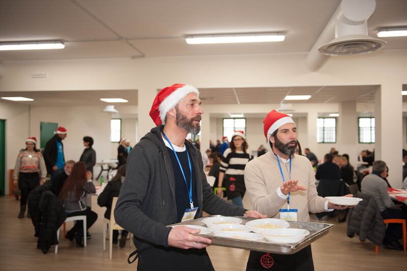 L'ALTrA Cucina per un pranzo d'amore in 9 istituti penitenziari italiani 15