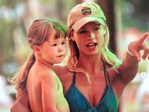 Michelle Hunziker nostalgica, ecco le foto privatissime con la piccola Aurora