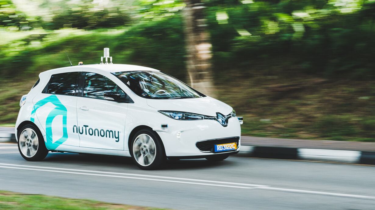 Singapore lancia il primo servizio di taxi-robot senza autista