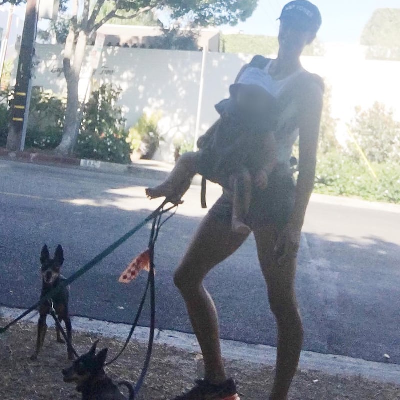 Elisabetta Canalis, a tutta famiglia dall'Italia a Malibu 10