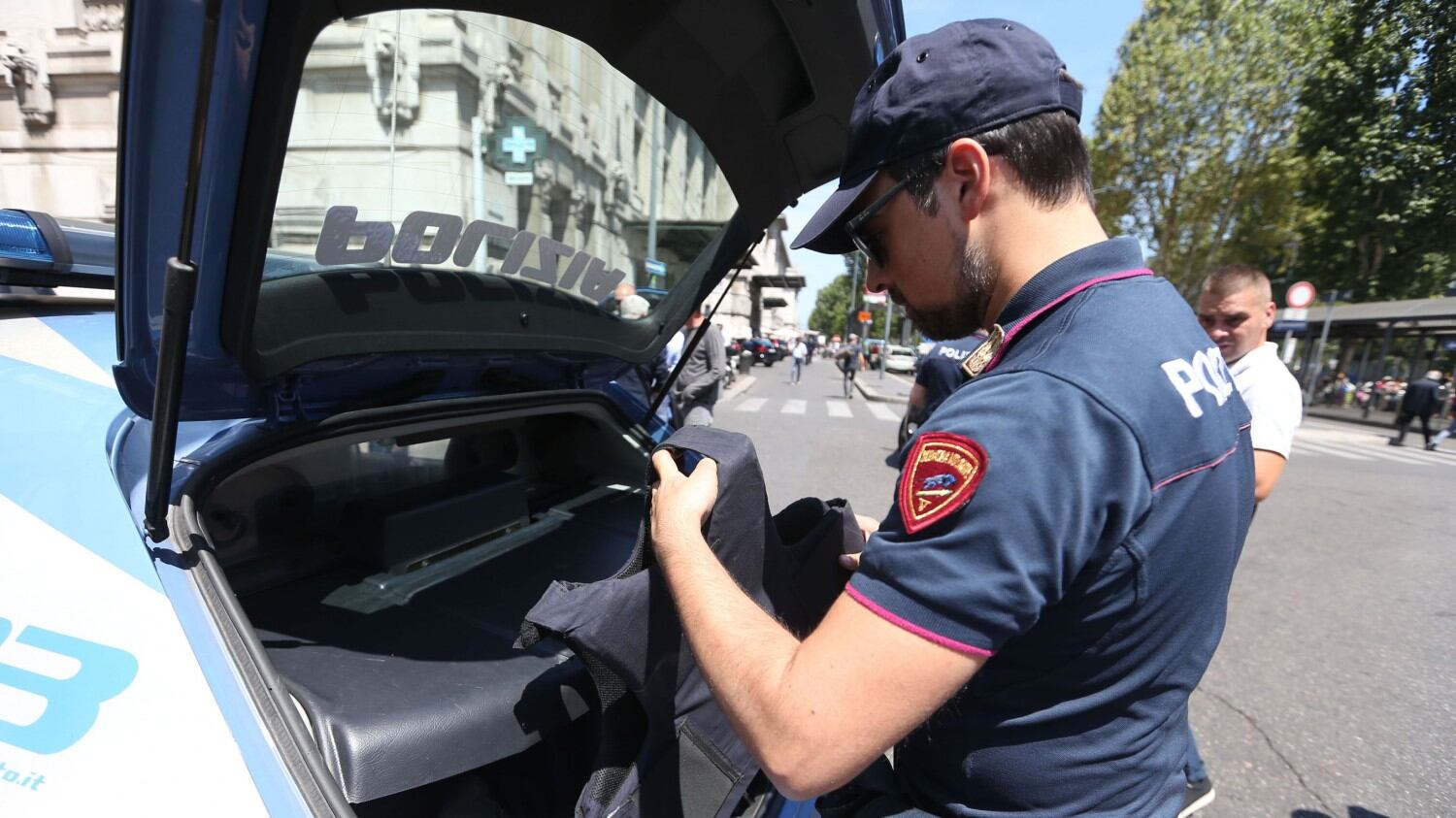 "Noi poliziotti nel mirino. Chi ci colpisce rischia poco"