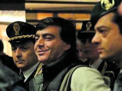 Valter, re dell'intrigo e dei segreti tra mazzette, estorsioni e galera. Quel sogno: "Mr Report" leader