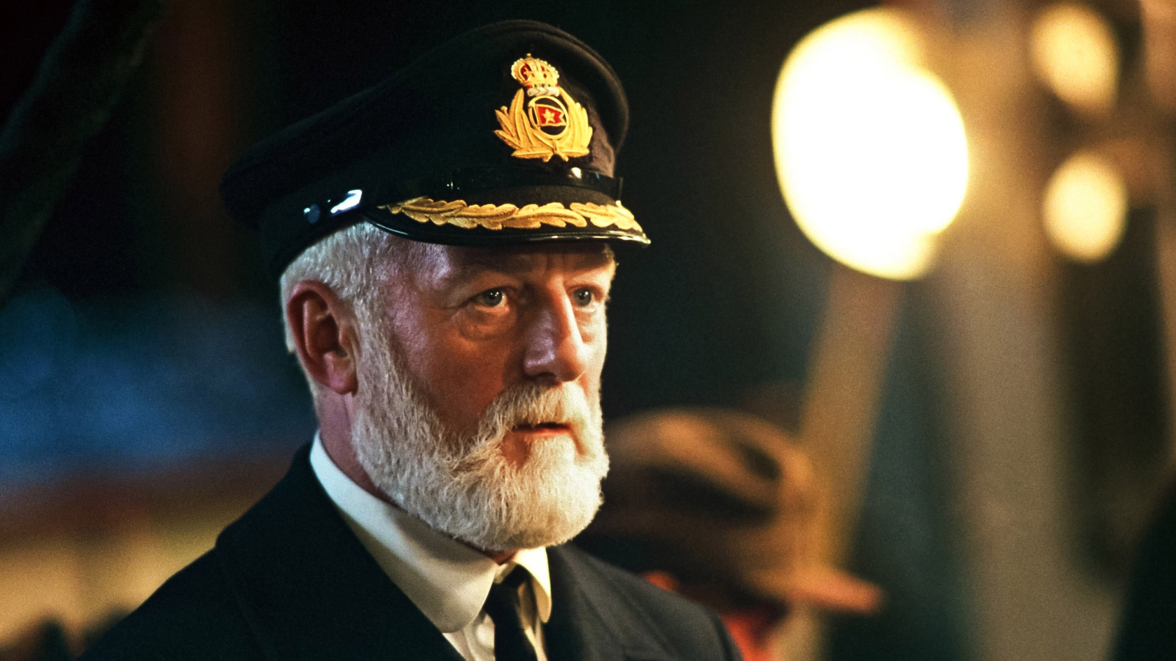 Addio a Bernard Hill, attore di Titanic e Signore degli Anelli