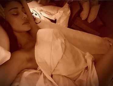 Belen Rodriguez sexy sulla spiaggia 2