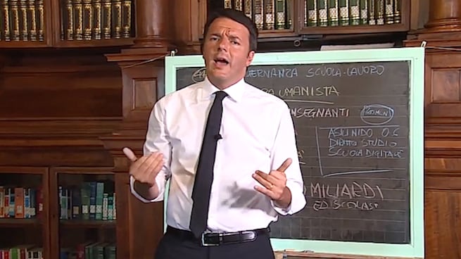 Scuola, la mancia elettorale di Renzi. Soldi ai sindaci prima del voto