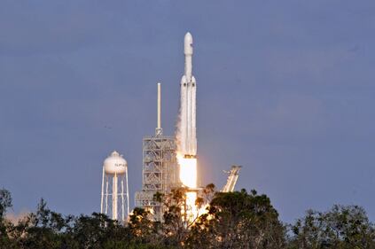 Parte il bus spaziale di Space X 2