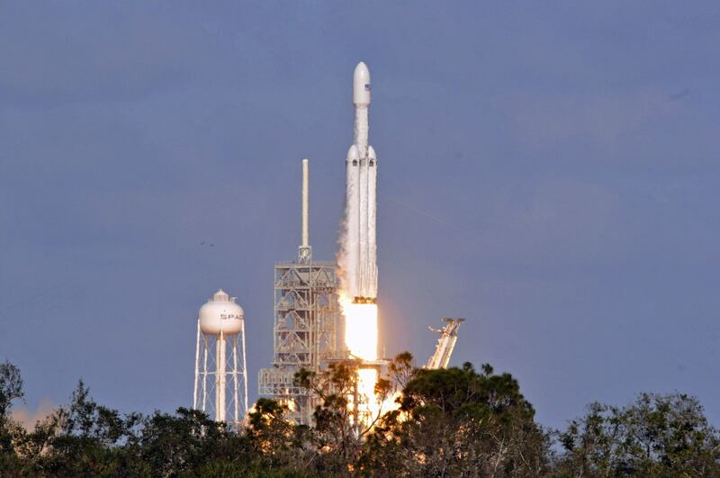 Parte il bus spaziale di Space X 2