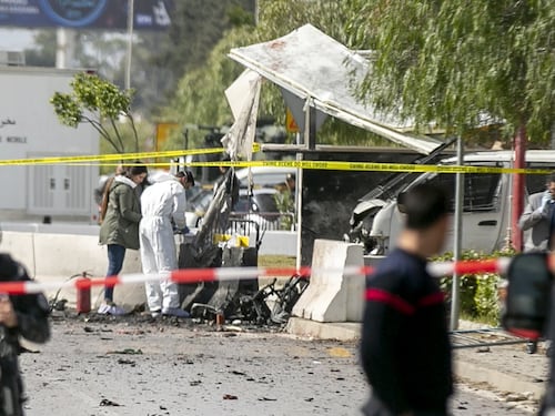 Attentato a Tunisi, due kamikaze in azione vicino l'ambasciata Usa