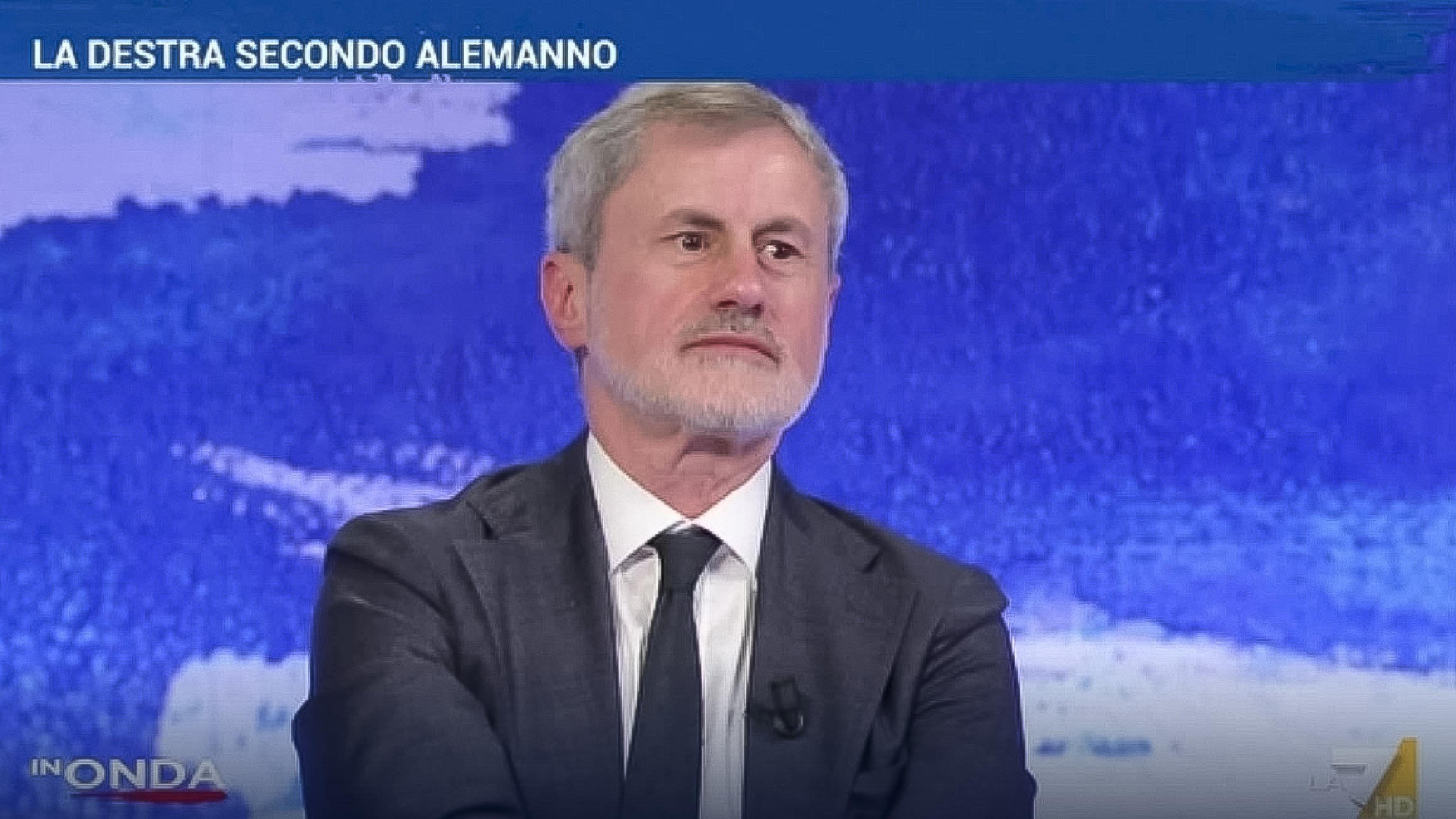 Alemanno vuole lo stop delle armi a Kiev. "Costruiamo una via europea alla pace"