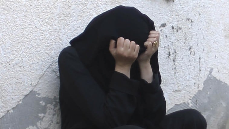Carpi: rifiuta le nozze combinate, pakistana picchiata dai genitori