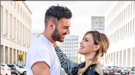 Uomini e Donne, Lorenzo a Claudia: "Nessuna è come te. Ti amo!"