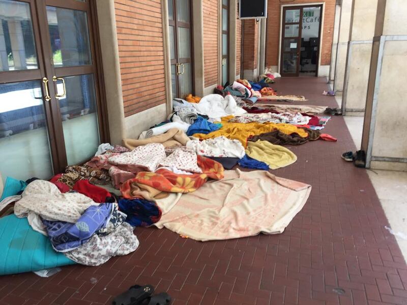 Fra i migranti di Como 5