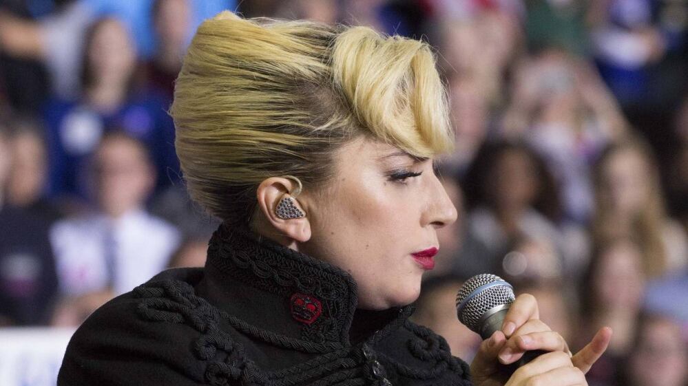 New England e Brady per la storia del Super Bowl Lady Gaga sfida Trump?