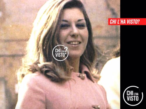 Uccisa e chiusa nell'armadio col mastice. Ma non c'è un killer: "Chi sa parli"