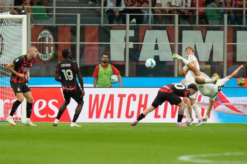 Milan Cremonese rovesciata Bonazzoli