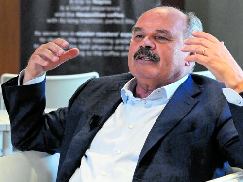 Altro che Grand Tour Italia: per Farinetti è flop infinito
