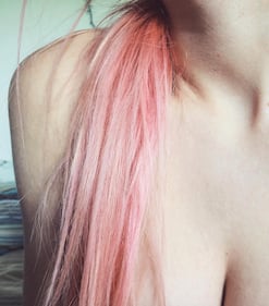 Roshelle, la cantante sexy che ha fatto impazzire Fedez 9