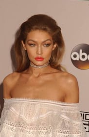 Gigi Hadid, sexy immagini 19