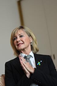 Morta Olivia Newton John: l'attrice si è spenta a 73 anni 7