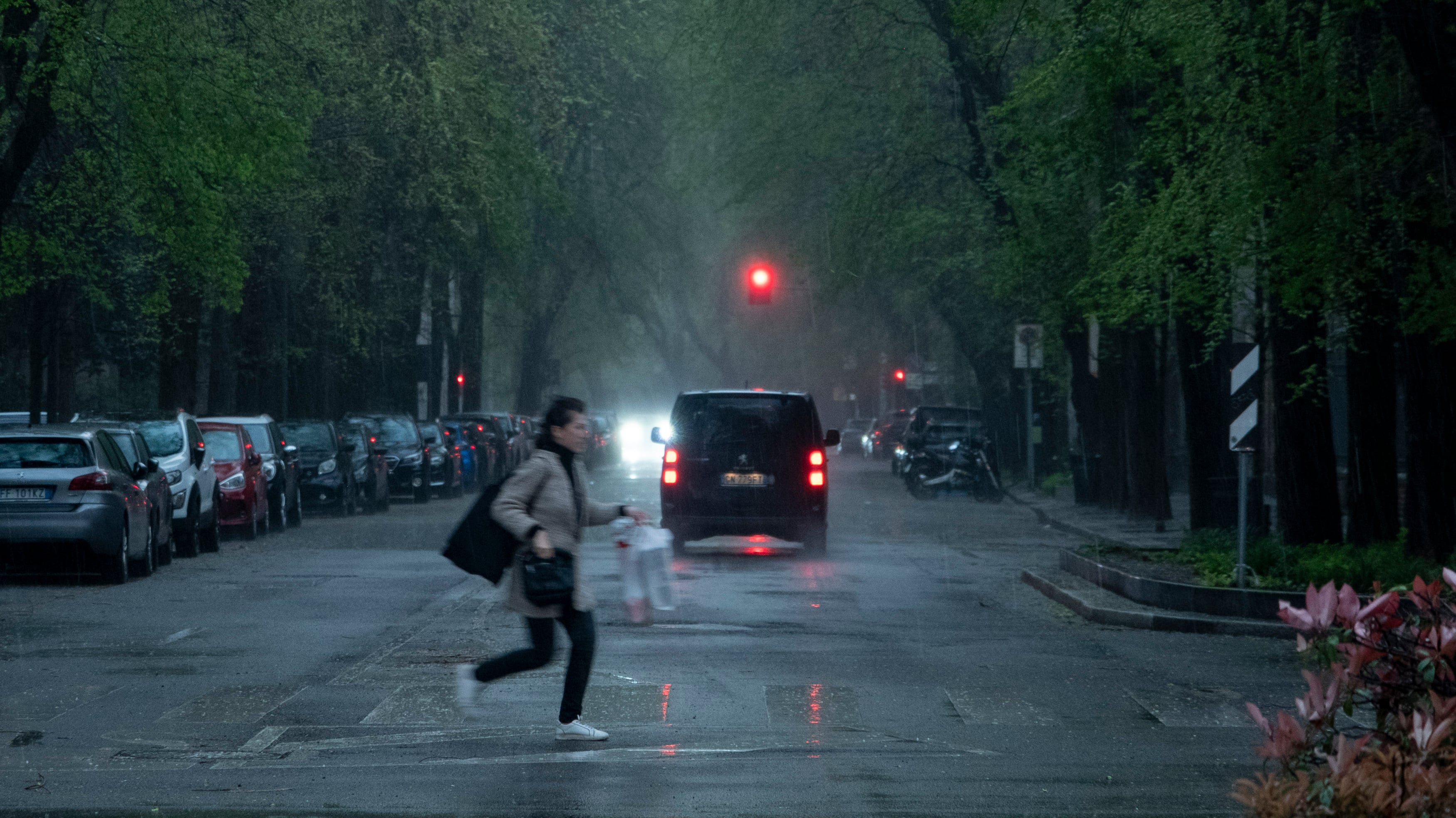 Piogge e allagamenti a Milano: pronto il piano di evacuazione in caso di ulteriore peggioramento