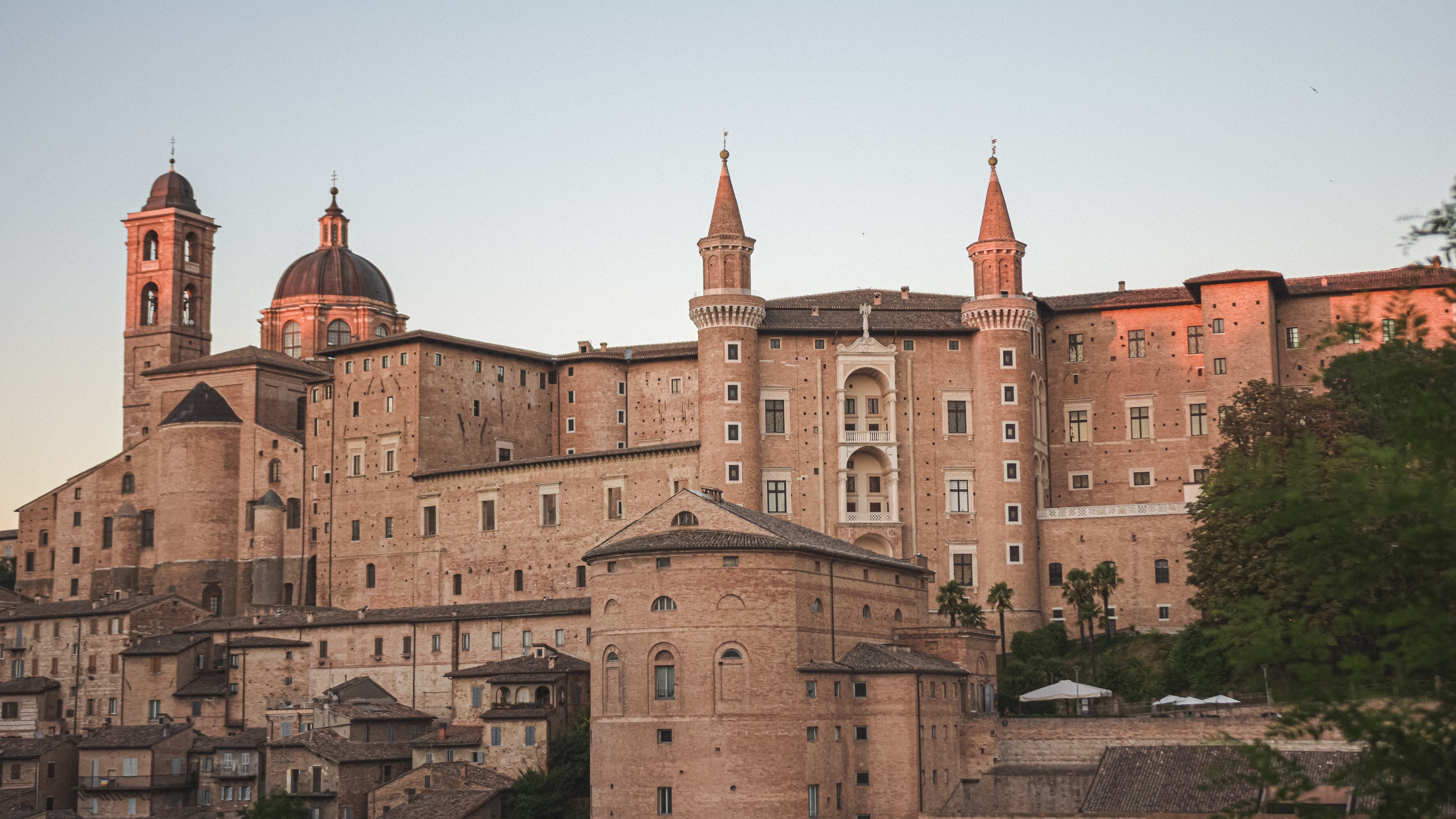 "Fotografa il voto o finisci come gli altri". L'audio choc dell'esponente Avs a Urbino
