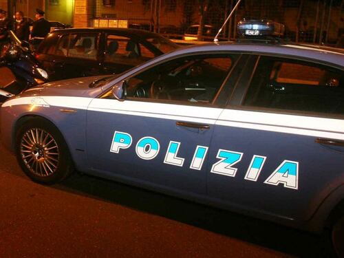 Droga, spacciava nel suo bar Consigliera grillina arrestata