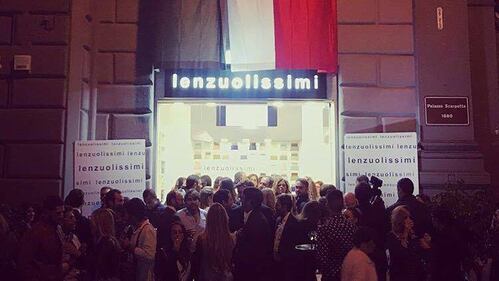 Le lenzuola di compleanno per Berlusconi 4