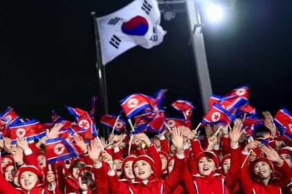Sugli spalti a Pyeongchang anche il coro nordcoreano 4