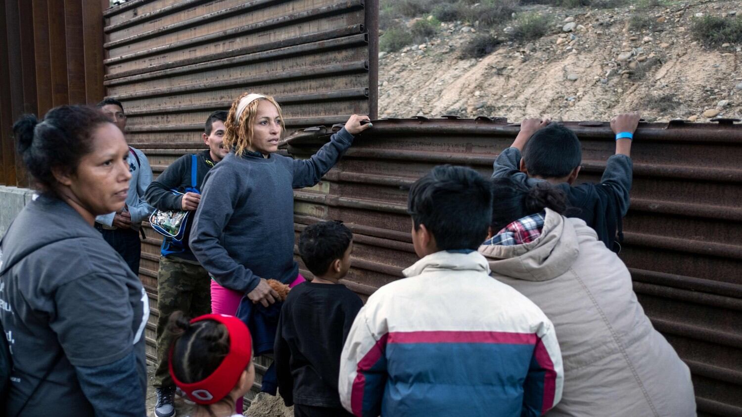Messico, 1300 immigrati fuggono da centro di detenzione