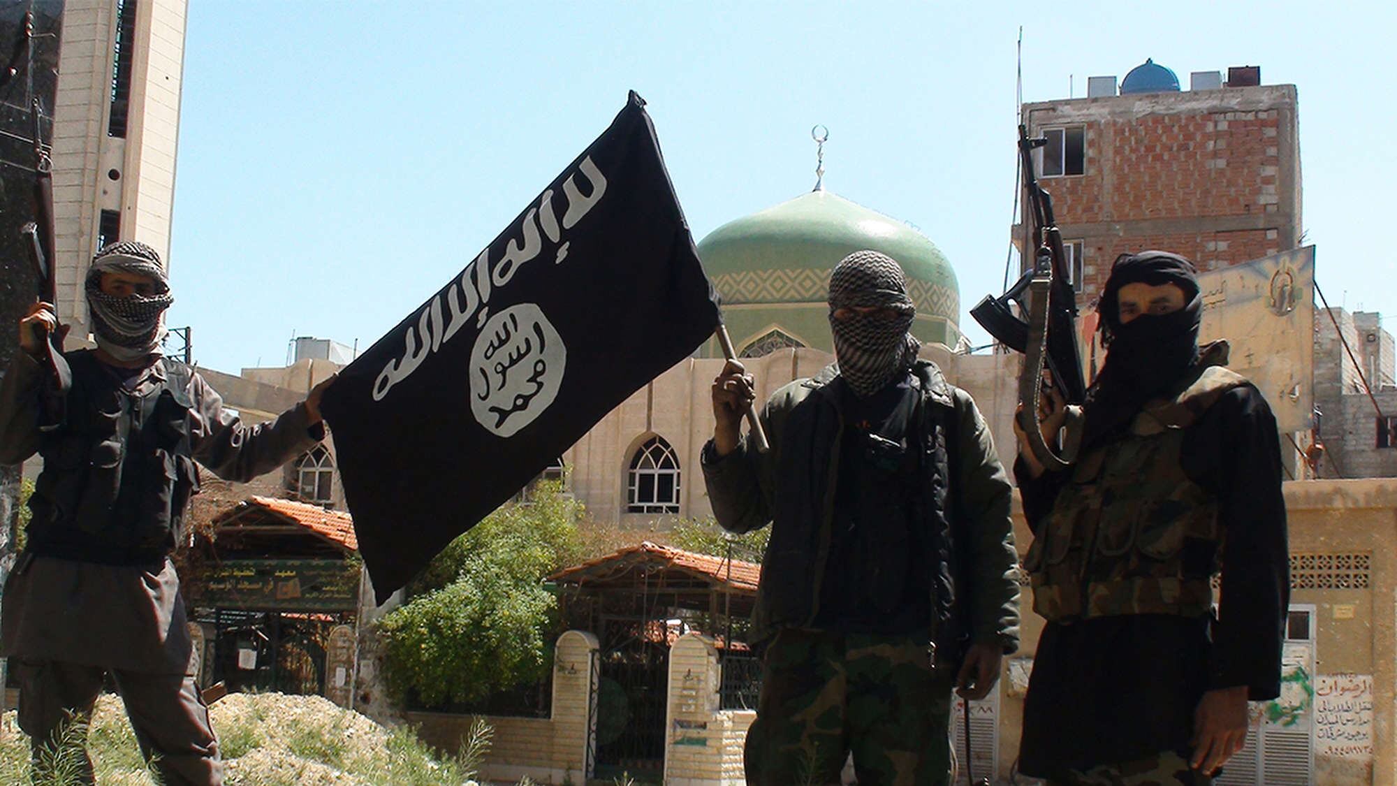 "Aiutatemi a tradurre". Ma è una reclutatrice Isis