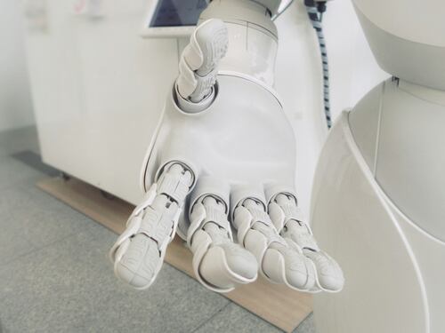 "Arriva Pepper, il robot sociale che capisce le emozioni"