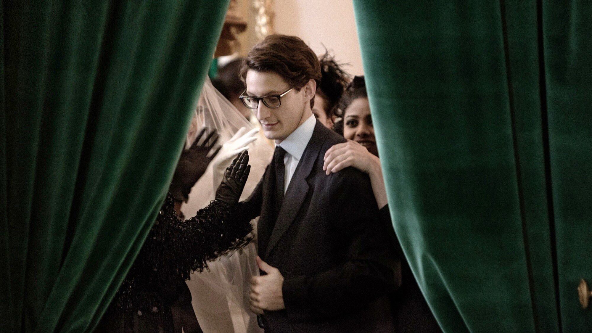 Il biopic su "Yves Saint Laurent" arriva nei cinema