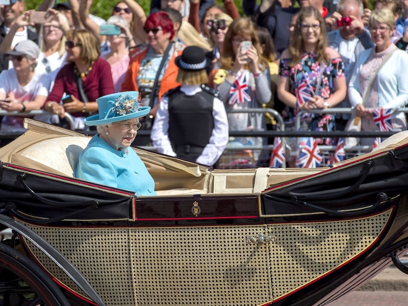 Regina Elisabetta II, le foto del capo del Regno Unito 3