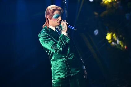 Sanremo, Achille Lauro omaggia David Bowie per cantare Mia Martini 3